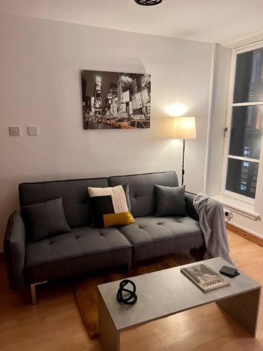 Trendy One Bedroom Apartment Glasgow Dış mekan fotoğraf